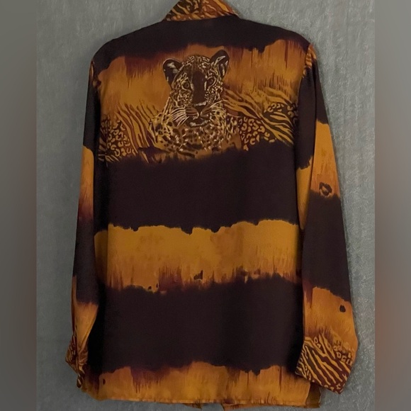Dalin 2pc Women Button Up Blouse and Tee Leopard/Cheetah Animal Print Sz Med - Picture 10 of 11